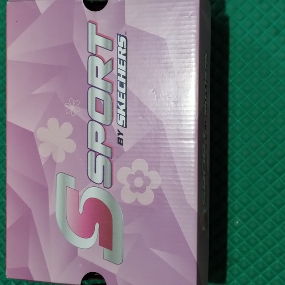 Girls shoes - Picture 2 of 3